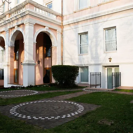 Greif & Hotel