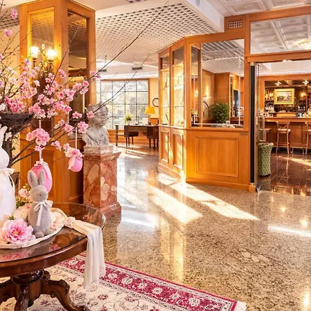 Greif & Hotel 5*