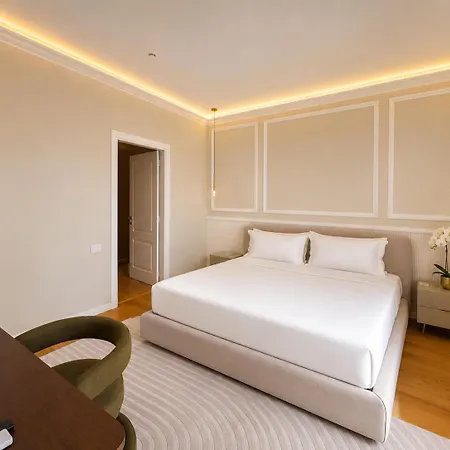 Greif & Hotel 5*