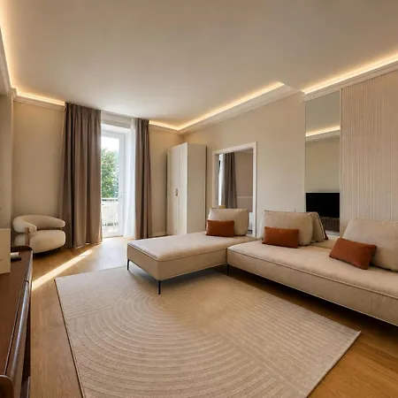 Greif & Triest